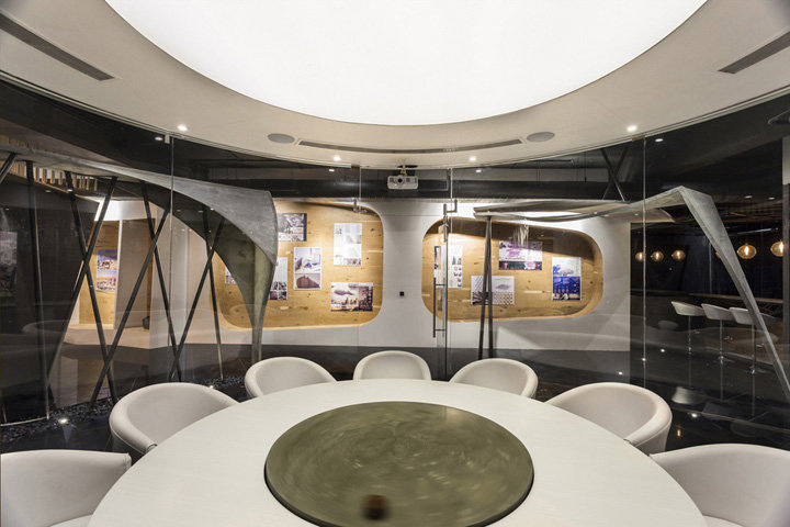 点击浏览大图 雕塑空间 印度Atelier Krikos办公设计欣赏