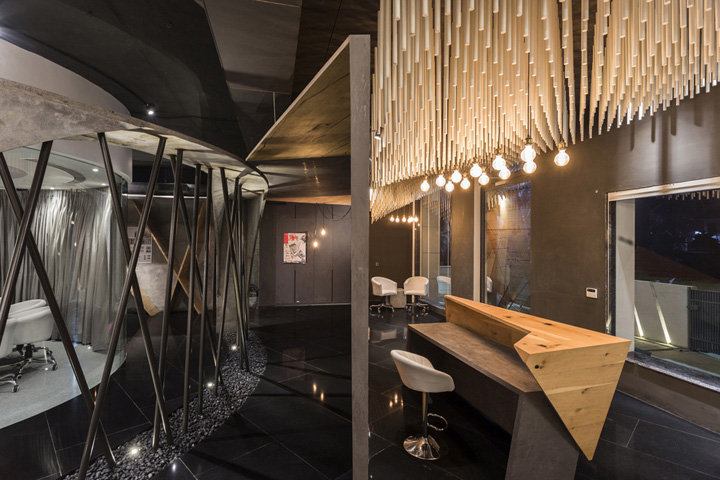 点击浏览大图 雕塑空间 印度Atelier Krikos办公设计欣赏