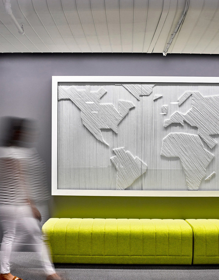 唯美工业风 美国零售商Foot Locker纽约总部设计欣赏