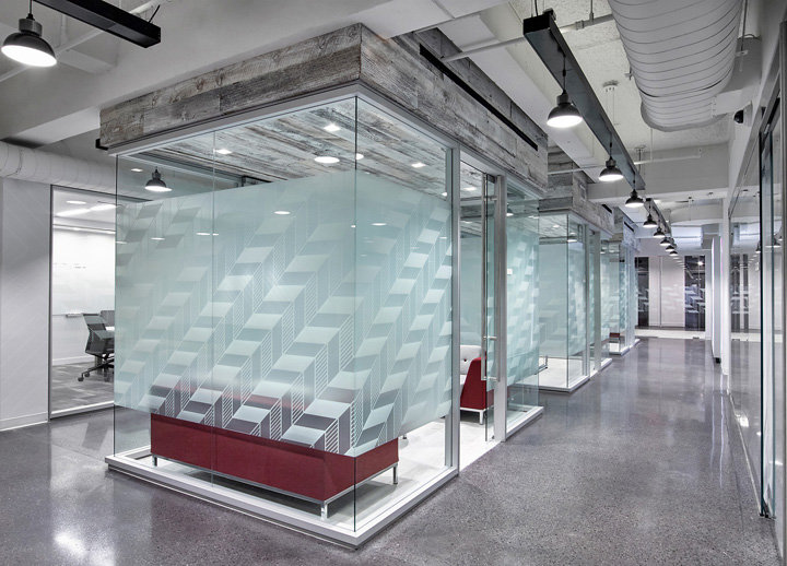 唯美工业风 美国零售商Foot Locker纽约总部设计欣赏