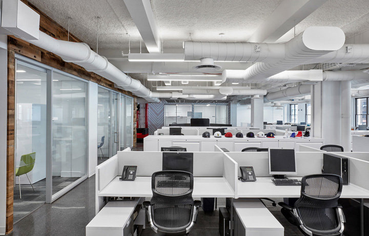 唯美工业风 美国零售商Foot Locker纽约总部设计欣赏