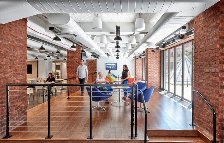 唯美工业风 美国零售商Foot Locker纽约总部设计欣赏