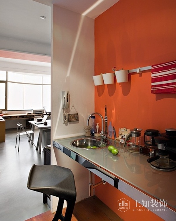 提高工作效率!明亮活泼的办公室设计-3.jpg 提高工作效率!明亮活泼的办公室设计-3.jpg